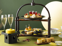 Moon Viewing Afternoon Tea with Sparkling Wine ★ Saturdays, Sundays and Holidays (14:30 Reservations)