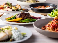 【Botanico Lunch】野菜たっぷり前菜サラダビュッフェと有機野菜などこだわり素材の選べるメイン＋食後のカフェ付き