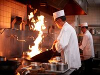  夏限定！フリードリンクつきコース【夏辛】　※月・火