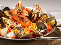 【Paella】 a traditional dish from Valencia, Spain