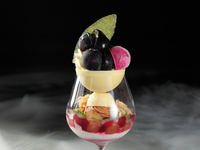 (WEB only) Grape Parfait - Available from when grapes are available until Friday, October 31, 2025