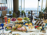 Dinner Buffet (Saturdays, Sundays, and public holidays)