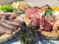 8月限定【大満足！お肉＆シーフードBBQプラン＋準備片付不要】《2名様～》