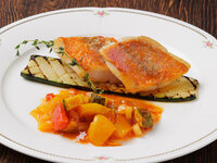 【11/25～12/8】金目鯛のポワレ　ラタトゥイユソース