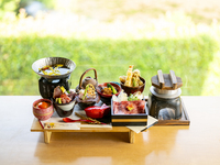 Kyoto Bowl Five-Type Tasting Set ~Japanese Black Beef Sukiyaki~ (Autumn ver. / From September 1, 2025)