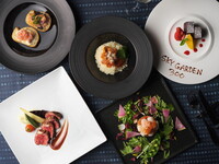 Pair plan (¥11,400 for two people, toast drink and dinner course) (not including admission to the observation deck)