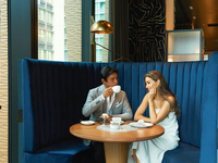 土日限定！【9階BOX席確約 LUNCH ANNIVERSARY PLAN】 全3品 前菜＋メイン＋デザート＋メッセージプレート＋コーヒー＋乾杯ドリンク