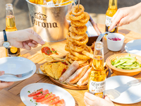 テラス席確約！【平日お昼限定】２時間飲み放題付♪ランチビアガーデンセット！