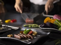 [Lunch] "Kaoru Course" where you can enjoy lobster and Omi beef, one of Japan's three great wagyu beefs