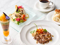 （土日祝日）オーヴェストランチ＜全3品：前菜・豚・デザート＞　4,200円　