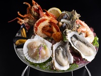 【Signature Set】 Seafood on ice＋Soup+Main 2dishes+dessert 6dishes