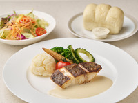 【平日限定】メインは肉料理・魚料理のチョイス！パークサイドランチ [120分制]