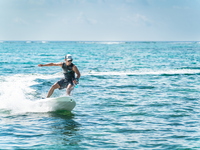 【Hotel Stay guest】JET WAKE school (e-surfboard）
