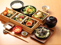 【数量限定】宮崎堪能御膳〈全1０品〉2,980円（税込）　