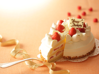 オプション　お祝いケーキ（イチゴ生クリーム・直径15cm）