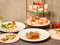 【SELECTED AFTERNOON TEA LUNCH】 選べるメイン＋贅沢なアフタヌーンティー＋乾杯スパークリングワイン付き