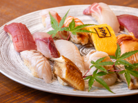 おまかせ（主厨精选）握寿司套餐 — 18 品