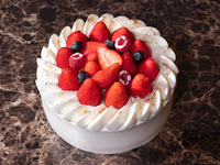 [Premium Series] Premium Fresh Cream Cake 15cm（ Takeout）
