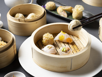 Seasonal Lunch Course 5,800yen / Per Person