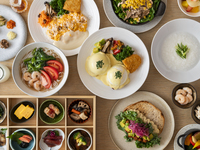 Breakfast 【優雅に過ごす朝食】10種類から選べるメイン料理＋オーダービュッフェ＋ドリンクバー