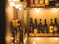 【豪华套餐】6000日元套餐，尽享烤牛肉、俾斯麦等美味