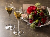 【アニバーサリープラン】Lunch Course ＋窓側確約＋ウェルカムドリンク＋花束