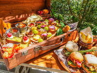 Weekdays-Only Picnic Afternoon Tea Set (from September 16)