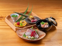 ☆ Chef's Recommended Kaiseki Course: Kaga (Dinner)