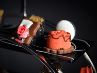 ◆10・11月／土日祝◆ 【カウンター席限定】「The Phantom’s Lair Afternoon Tea」with ハーゲンダッツ​　ラグジュアリーティーブランド TWG Tea9種類フリーフロー