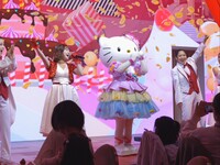 [For those who are not celebrating their birthday] Happy Birthday to You with Hello Kitty! [Children 4-12 years old] Includes admission to our sister store, "HELLO KITTY SMILE."