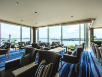 【Online only / Guaranteed window seat】Strawberry & Ruby Chocolate Afternoon Tea with 25 Complimentary Coffee Options | ¥7,500