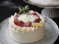 Dec 24–25 ◆ White Christmas Shortcake (15 cm)