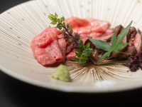 10,000 yen course (7 dishes)