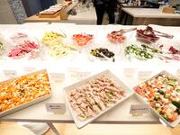 【土日祝日ランチビュッフェ】＋選べるメインディッシュ（ピンチョスや立川野菜など20種類以上食べ放題）