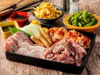 <秋冬　忘年会・宴会に>ボリューム満点！さらに世界のビールも飲める！！【カジュアルBBQコース】120分 アルコール飲み放題付  5000円→4000円