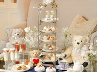 ② 桌上装饰方案