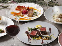 【個室確約】フリーフローと楽しむ秋麗冬華カジュアルコース＋3時間飲み放題（4～10名）