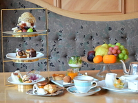 【火/水/木曜日限定13:00~】やまえ栗のスペシャルアフタヌーンティー~秋の果物と~