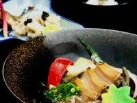 【夜景×名物のすっぽん鍋 　旬の食材を織り込んだ贅沢会席】　都