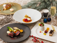 Christmas Lunch Course (includes a glass of sparkling wine or a non‑alcoholic rosé sparkling wine)
