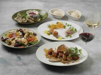 【忘新年会にぴったり】フリードリンク付き 8,000円冬のプレミアムパーティープラン