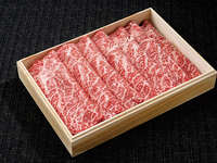 白老牛もも肉800g（すき焼き用）