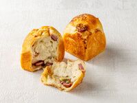 [Prepayment] Smoked Duck & Japanese leek Bread