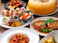 简便实惠：11道丰盛菜品，包含芝士烩饭、意面与烤嫩鸡 — ¥4,200（含无限畅饮）