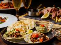 【Group Year‑End Party Plan — Popular Tacos & Domestic Wagyu Course】 Enjoy popular Mexican tacos and domestic Wagyu steak with stunning views. A luxurious course with all‑you‑can‑drink included. Group‑only plan ￥5,500 — available for parties of 4 or more.