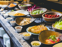 【Spa & lunch buffet (includes one drink)】 Body treatment 60min & Seasonal Lunch buffet <10/1-12/19>