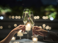 【2025Xmas】国産牛フィレ肉のロッシーニ付きスパークリングワイン＆クリスマスディナー！ローストターキー・ローストビーフ・海老のアヒージョ・ブランマンジェの紅ズワイガニ乗せなど、さらに海鮮ちらし寿司や揚げたての天麩羅も登場！