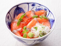 Premium Salmon Donburi