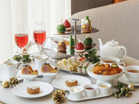 【12/1～12/31】Festive Afternoon Tea + a glass of Veuve Clicquot