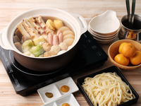 Gather around a kotatsu! Kiwami Dashi Oden Set — Adult (¥2,480 per person). Observation deck fee not included.